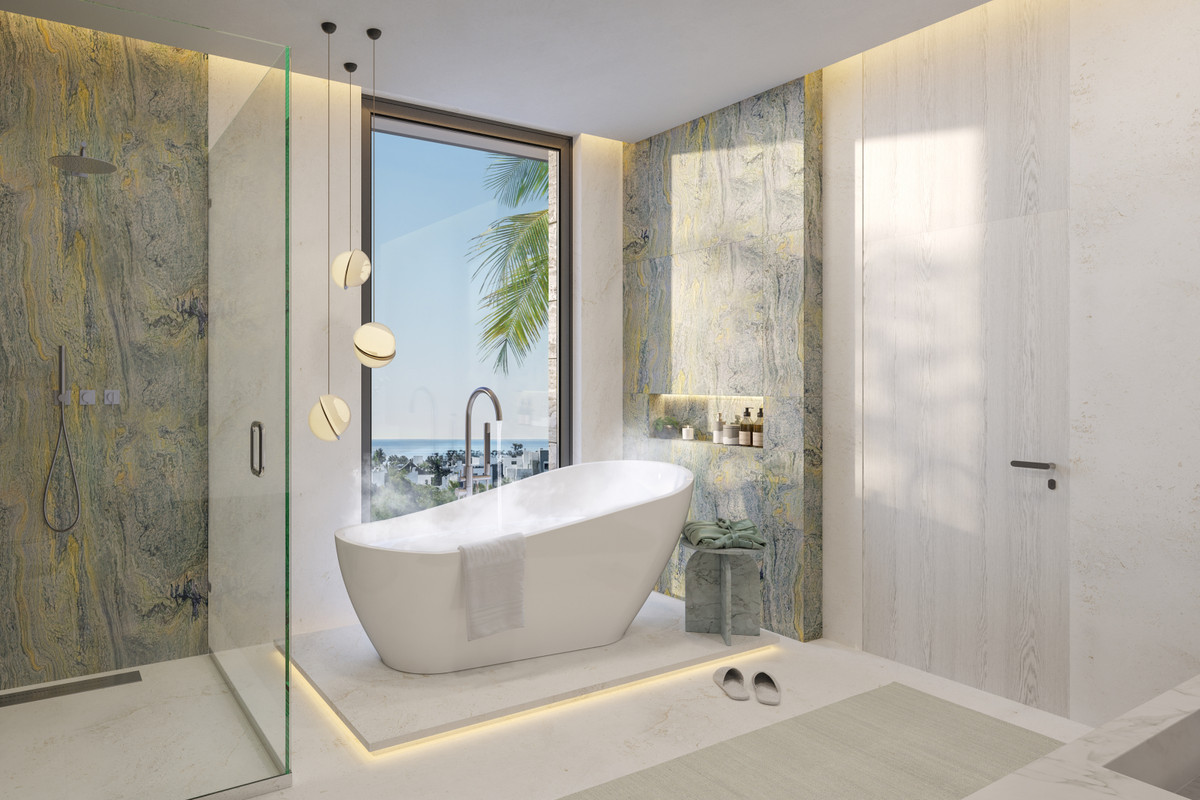 New Villa for sale in Estepona