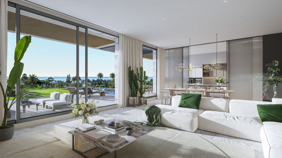 New Villa for sale in Estepona