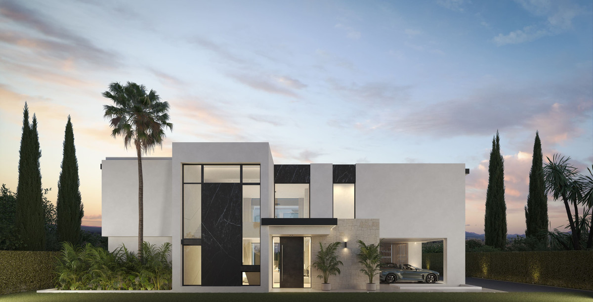 New Villa for sale in Estepona