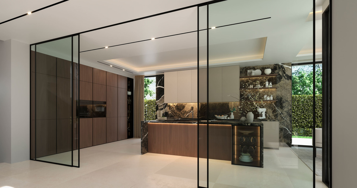 New Villa for sale in Estepona