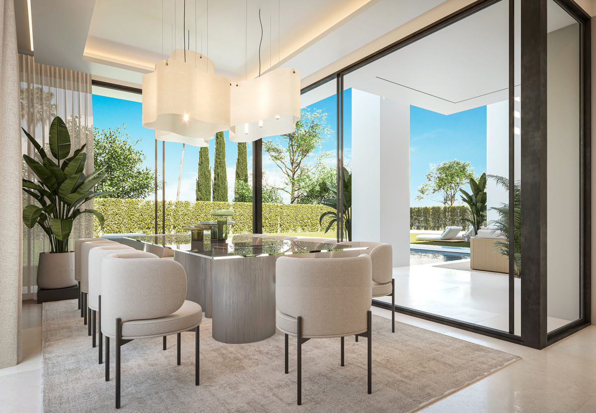 New Villa for sale in Estepona