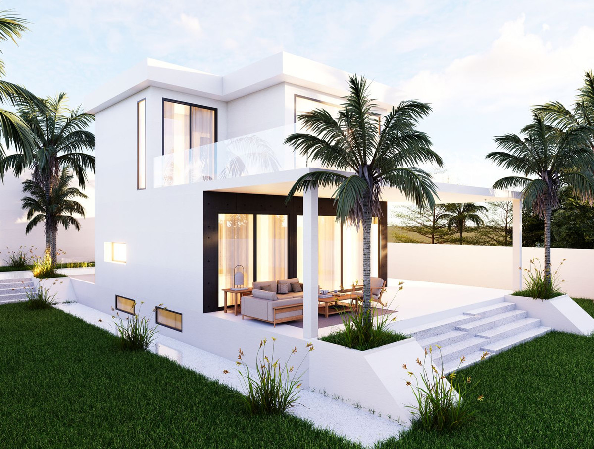 New Villa for sale in Estepona