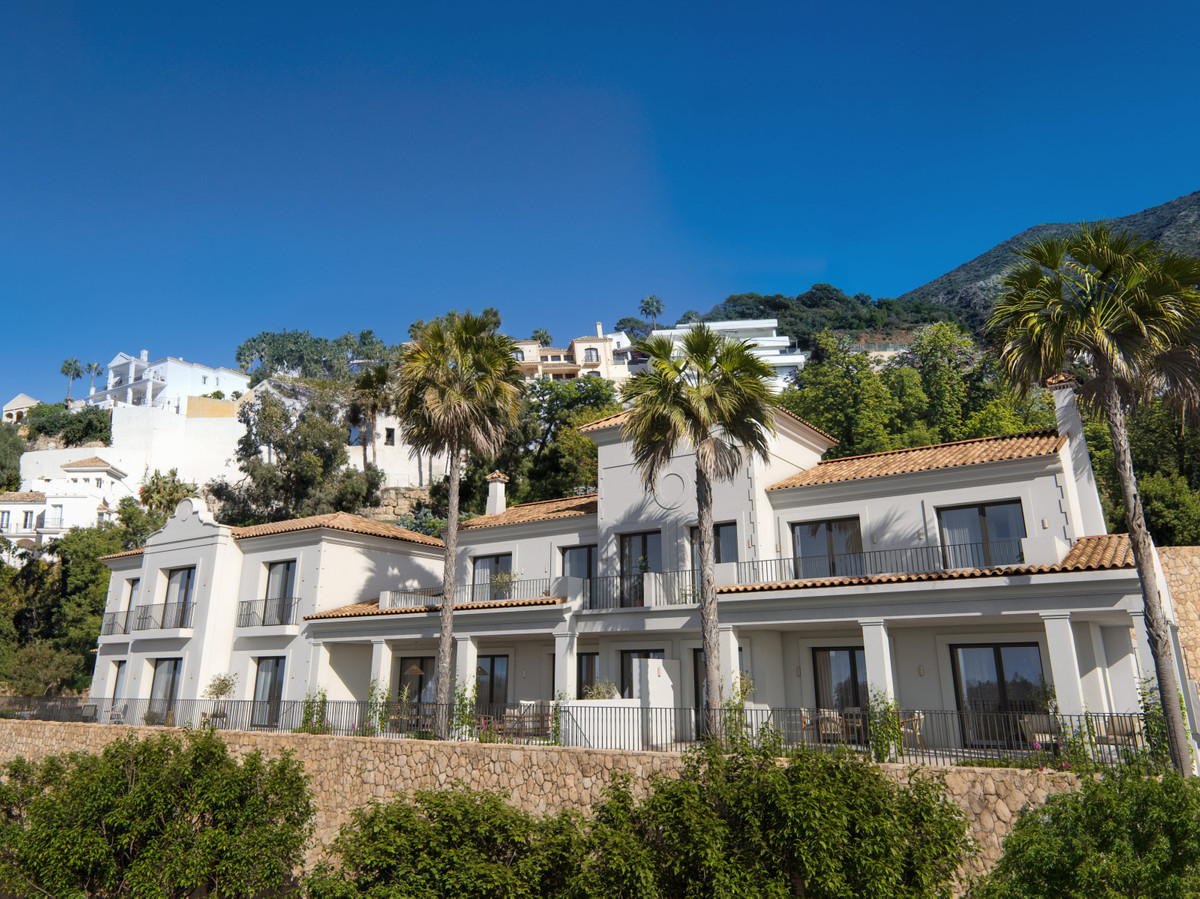 New Villa for sale in Istán