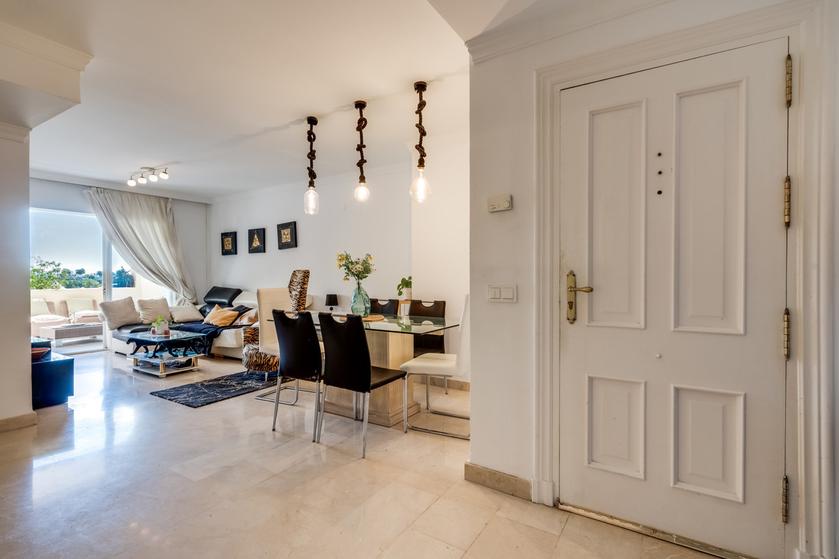 Apartment for sale in Benahavís