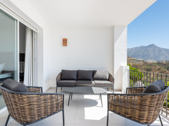 Apartment for sale in Benahavís
