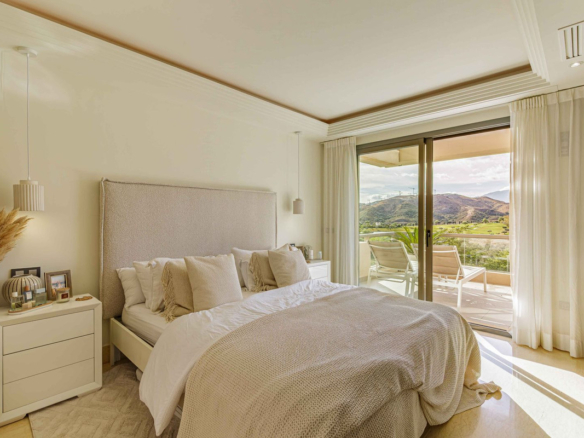 Apartment for sale in Benahavís