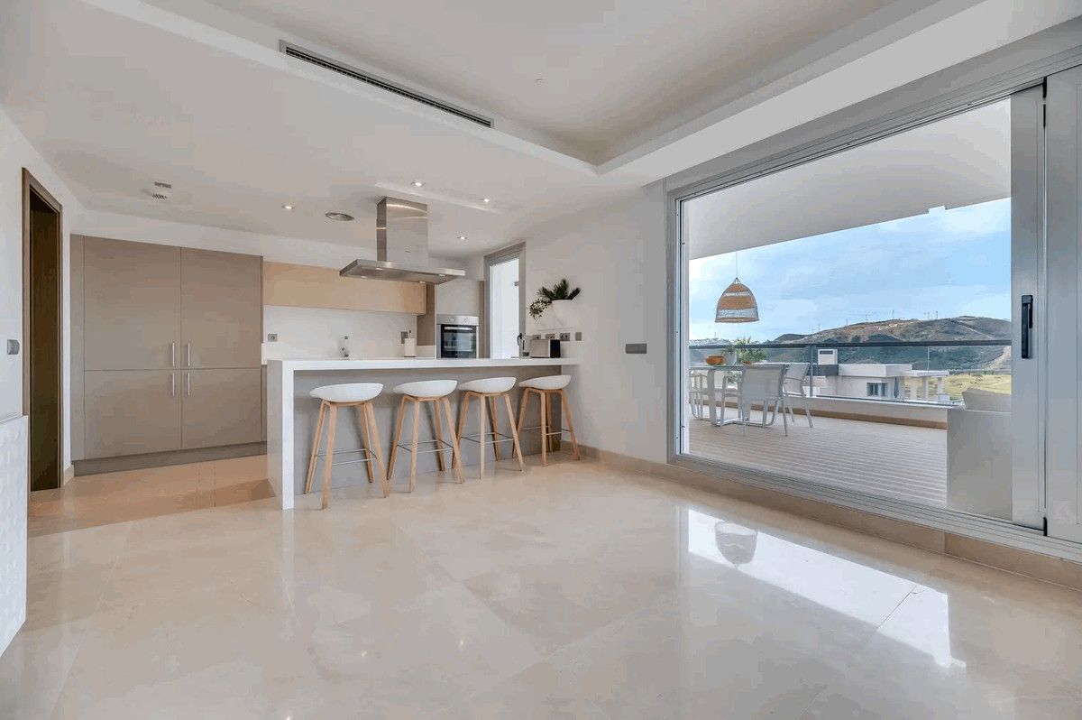 Apartment for sale in Benahavís