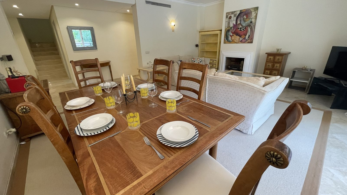 Apartment for sale in Benahavís
