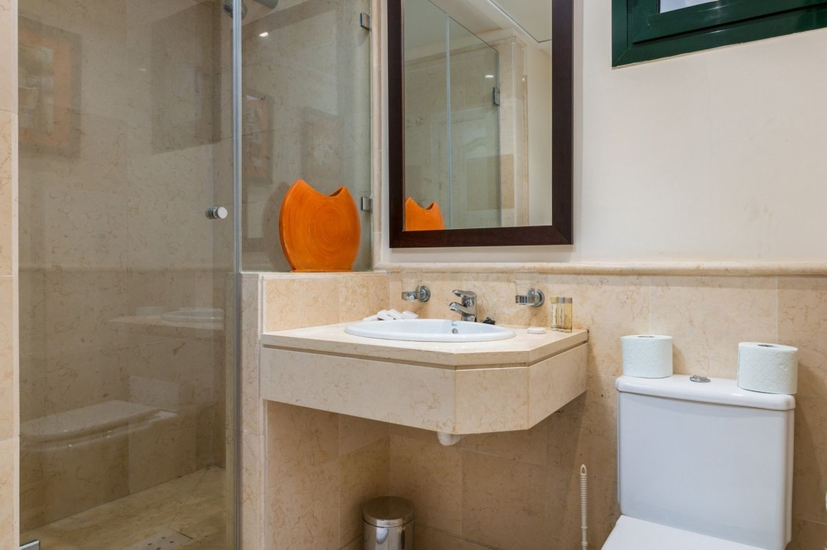 Apartment for sale in Benahavís