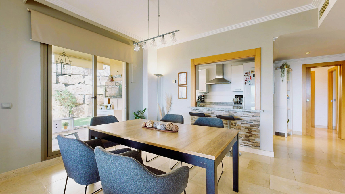 Apartment for sale in Benahavís
