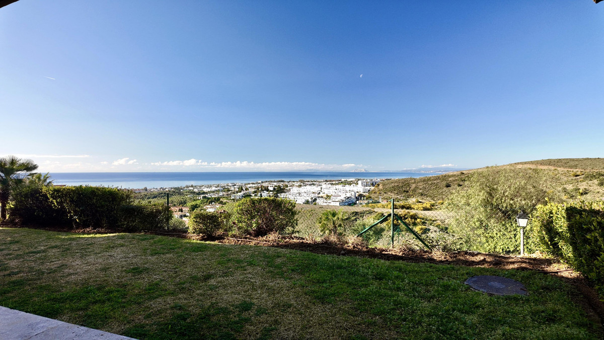 Apartment for sale in Benahavís