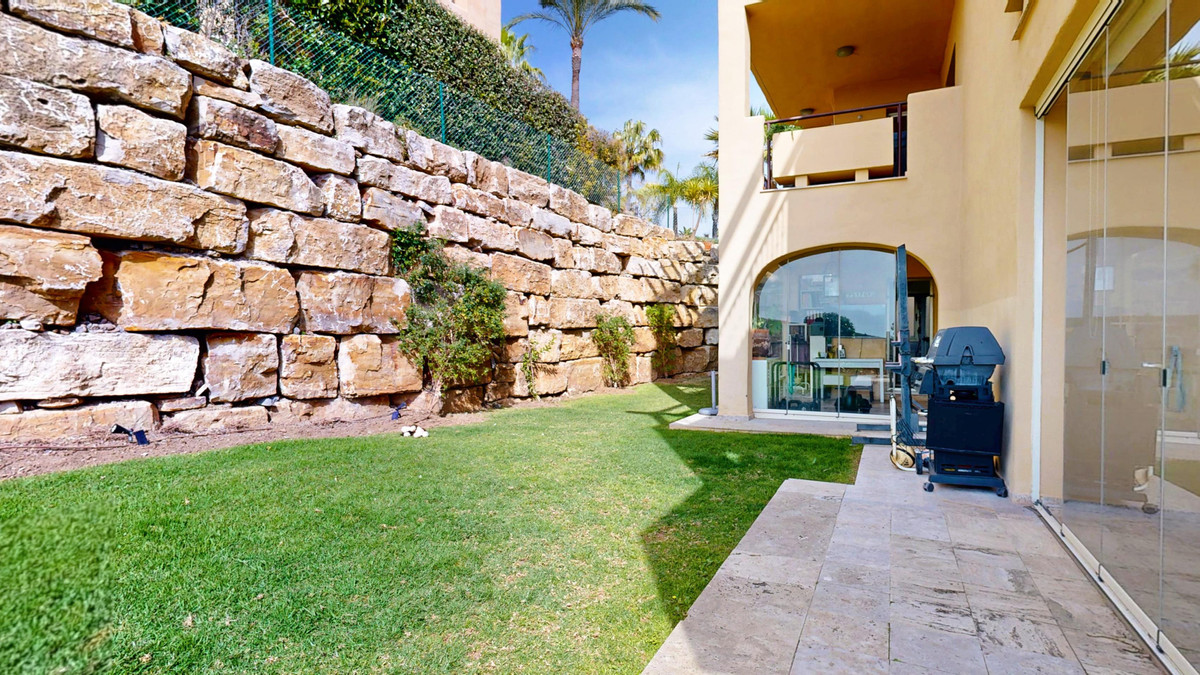 Apartment for sale in Benahavís