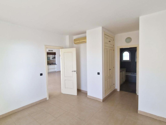 Apartment for sale in Benalmadena