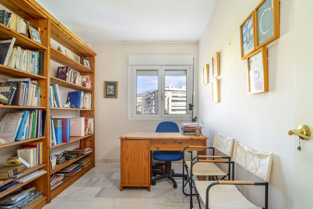 Apartment for sale in Benalmadena