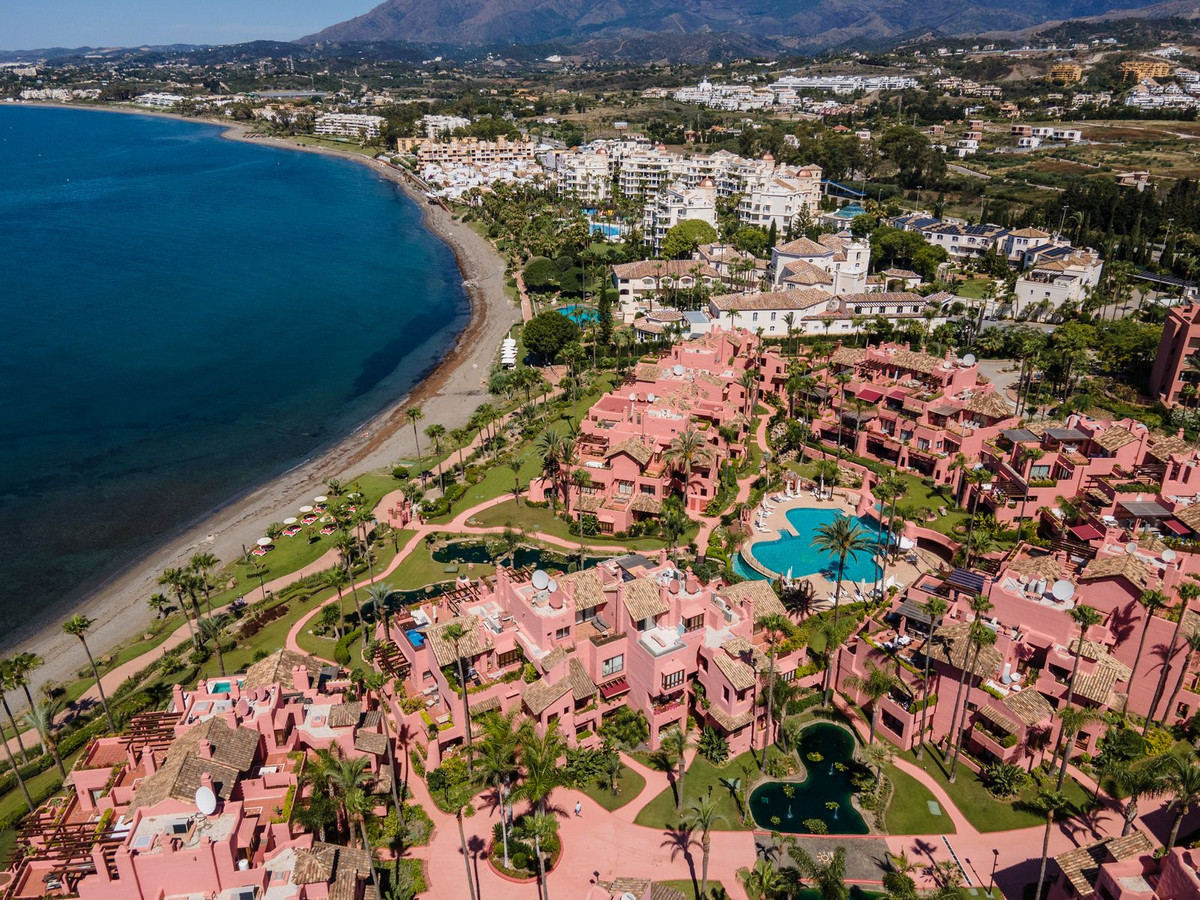 Apartment for sale in Estepona