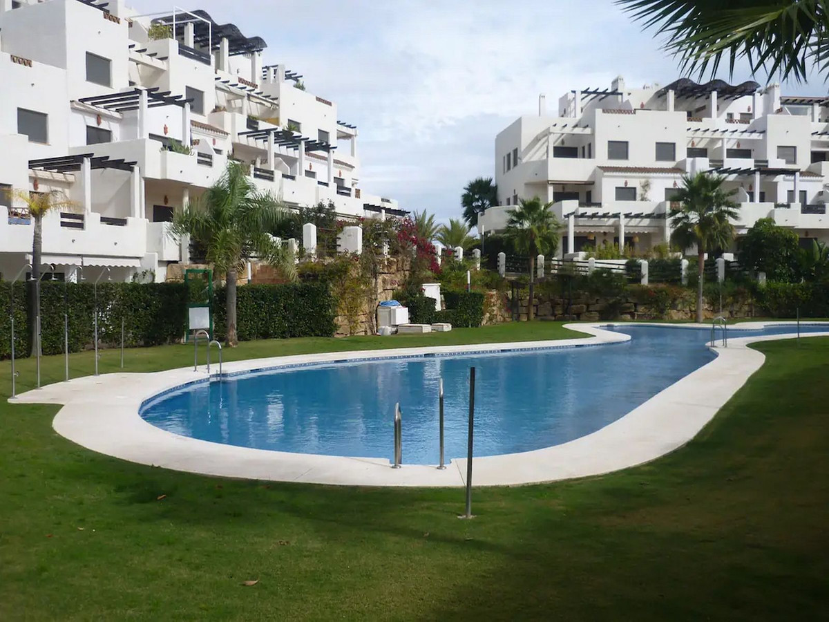 Apartment for sale in Estepona