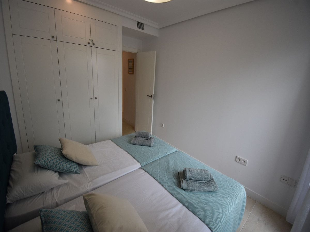 Apartment for sale in Estepona