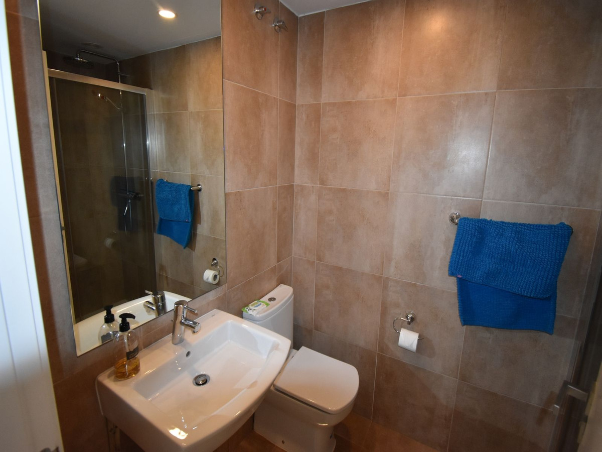 Apartment for sale in Estepona