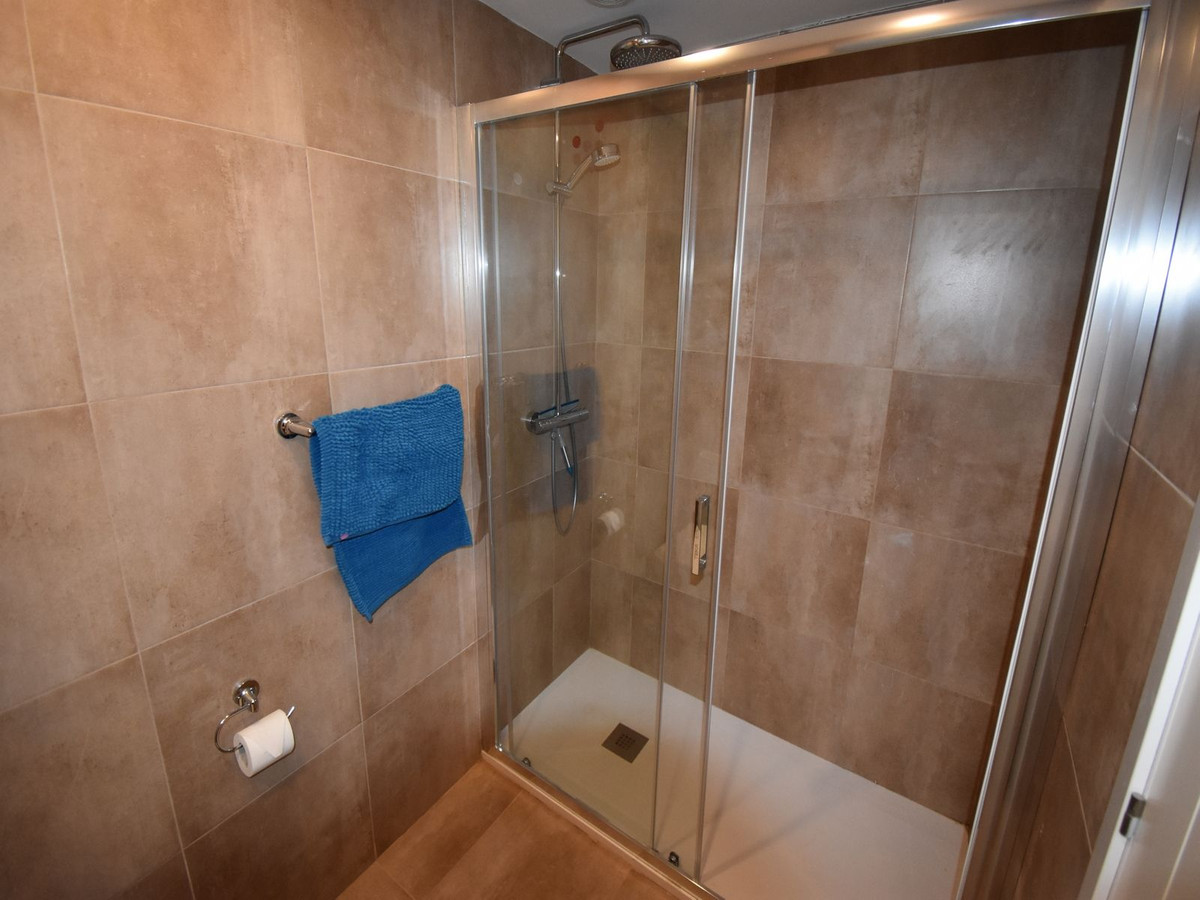 Apartment for sale in Estepona