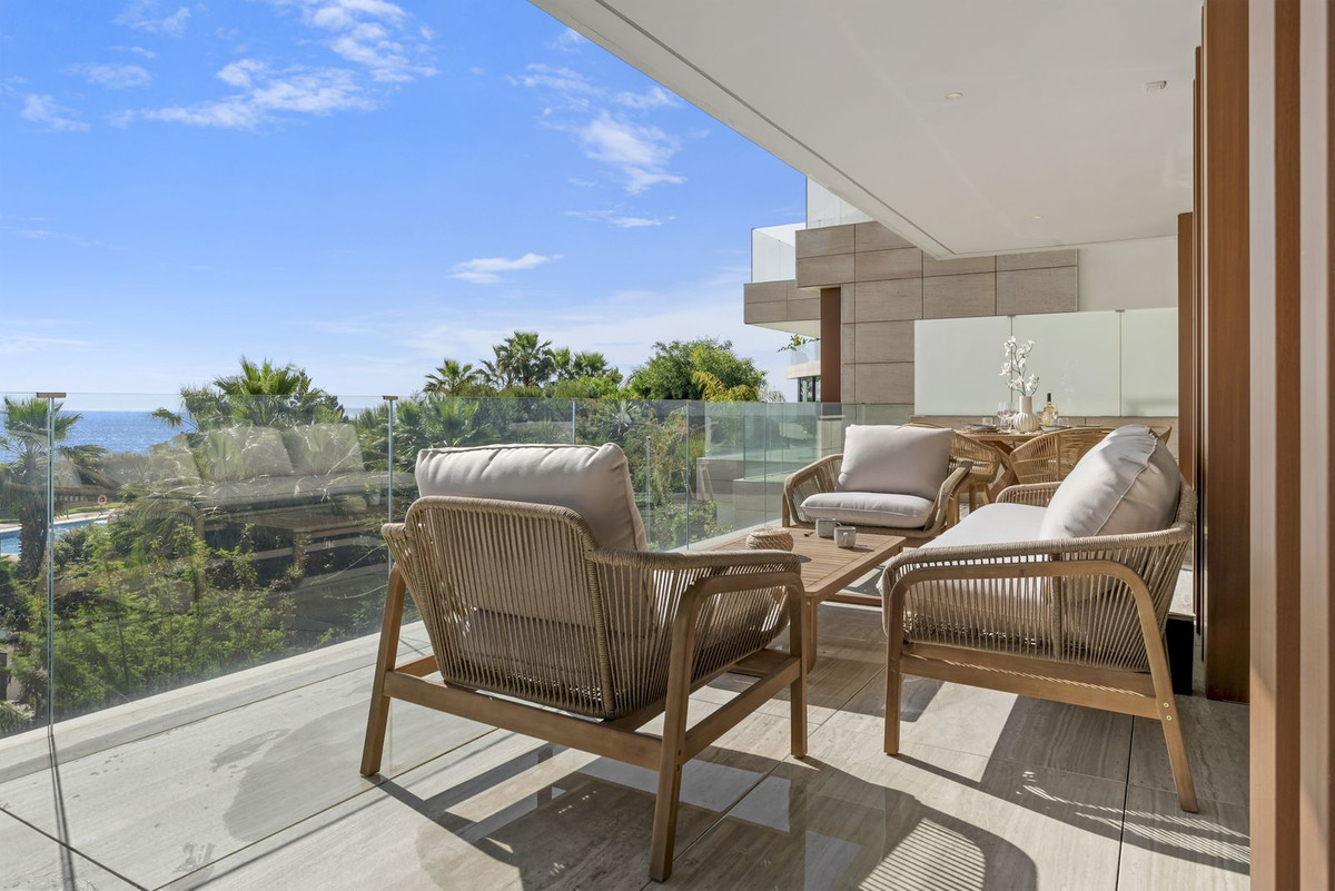Apartment for sale in Estepona