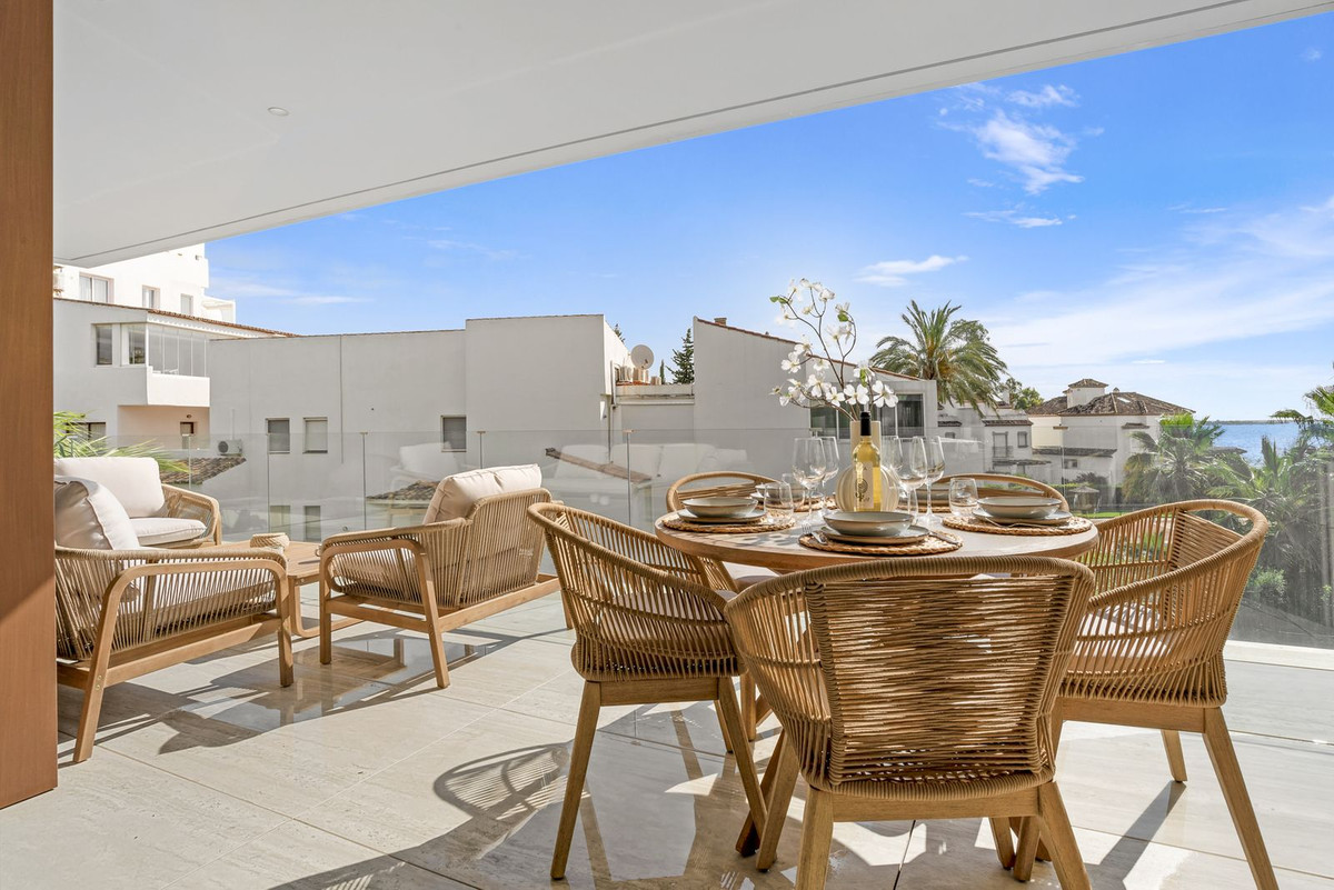 Apartment for sale in Estepona
