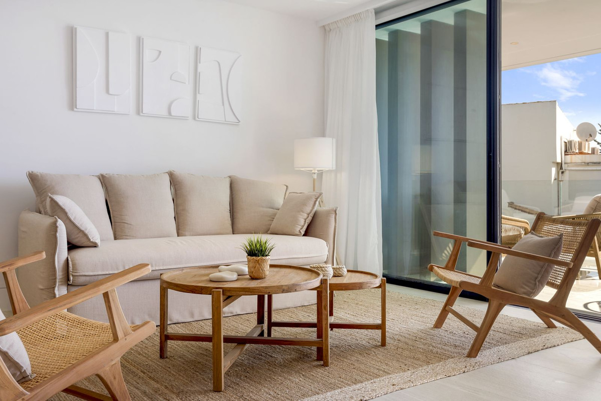 Apartment for sale in Estepona
