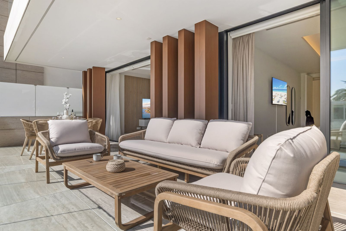 Apartment for sale in Estepona