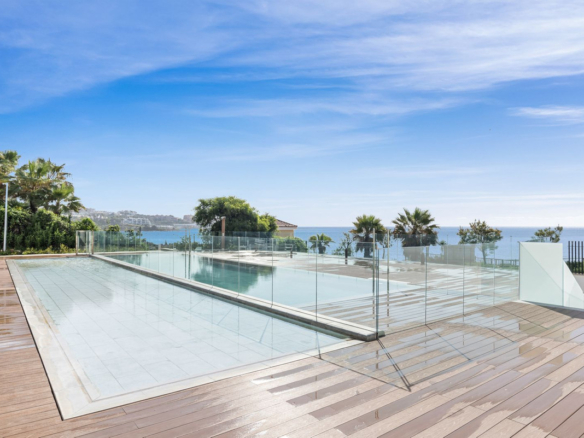 Apartment for sale in Estepona