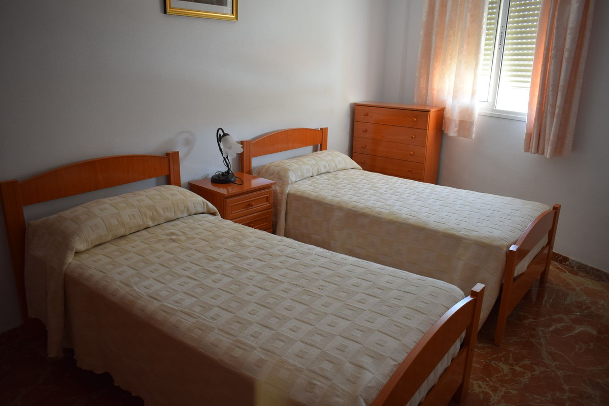 Lejlighed til salg i Estepona