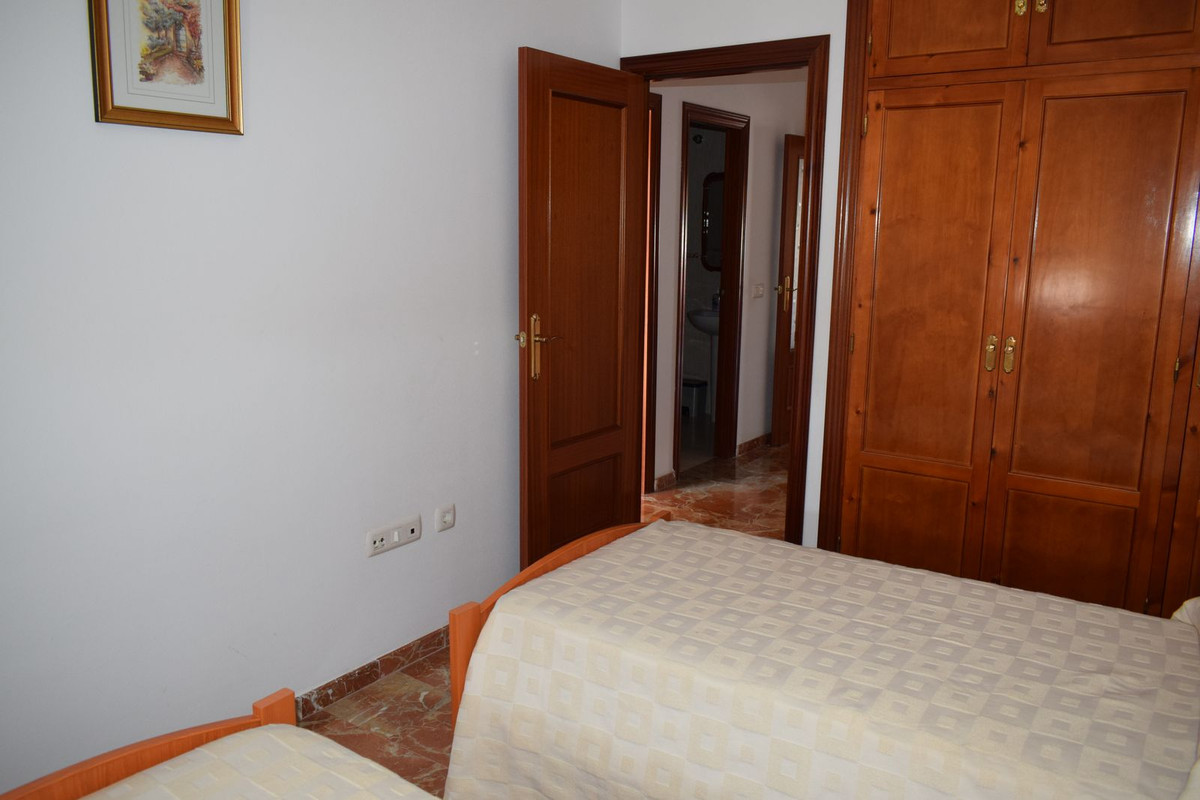 Lejlighed til salg i Estepona
