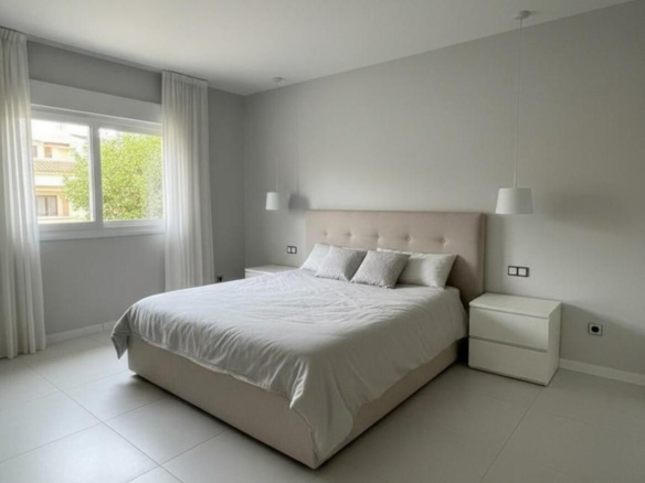 Apartment for sale in Estepona