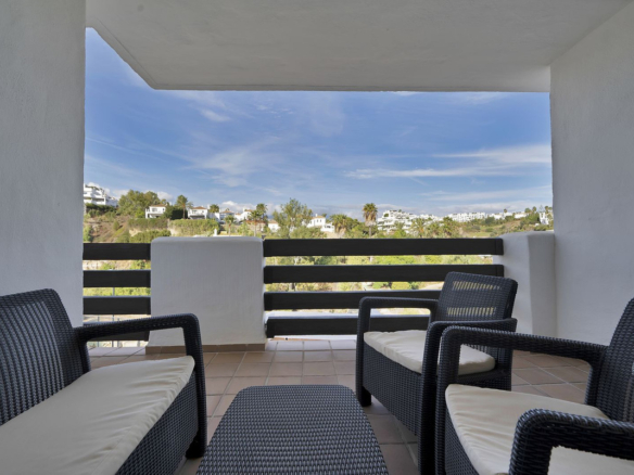 Apartment for sale in Estepona