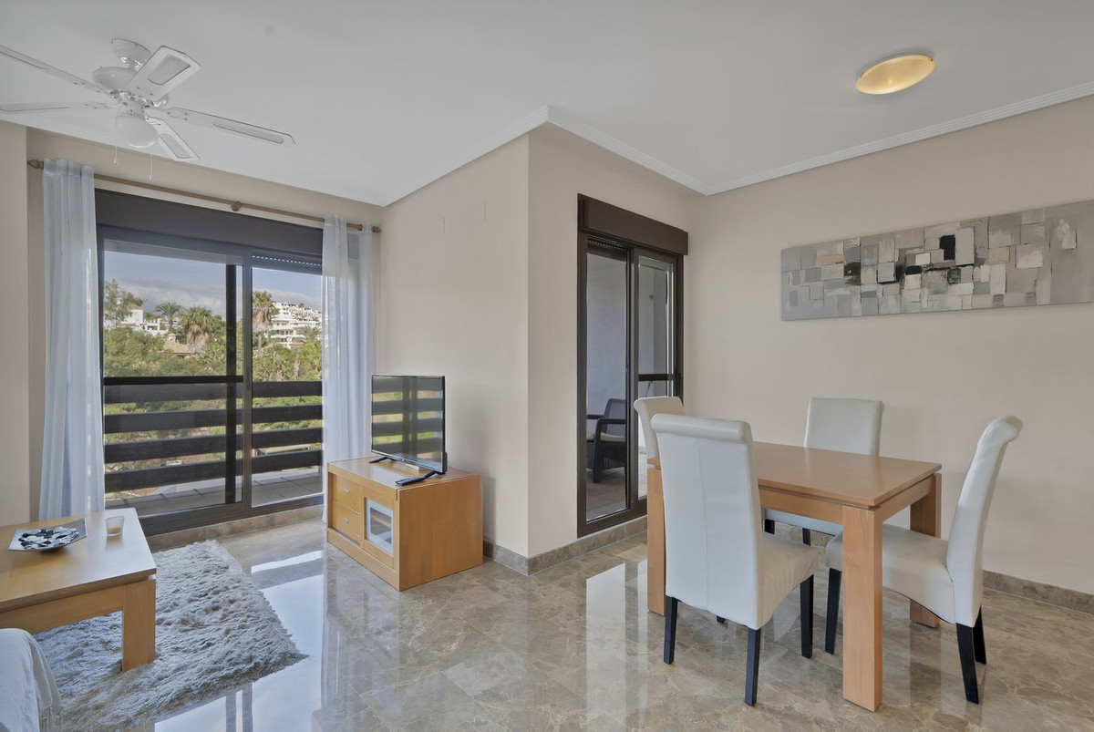 Apartment for sale in Estepona