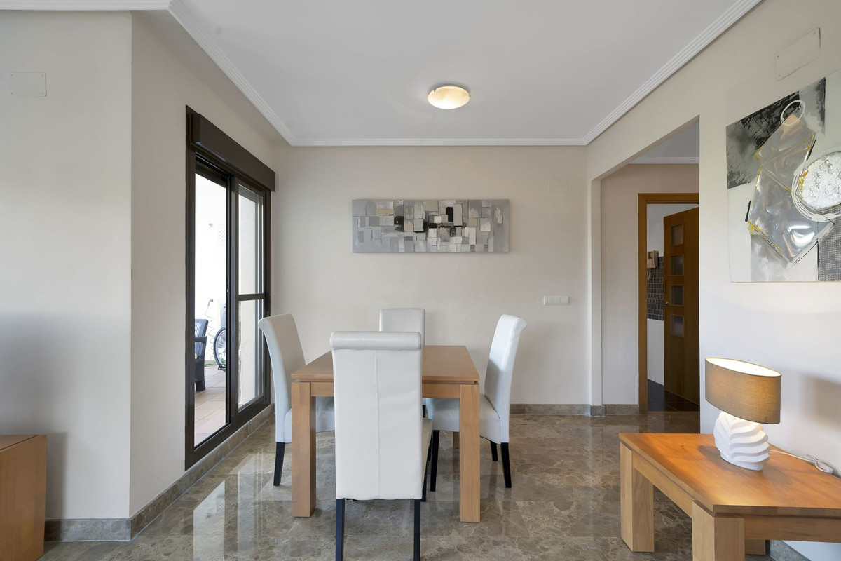 Apartment for sale in Estepona
