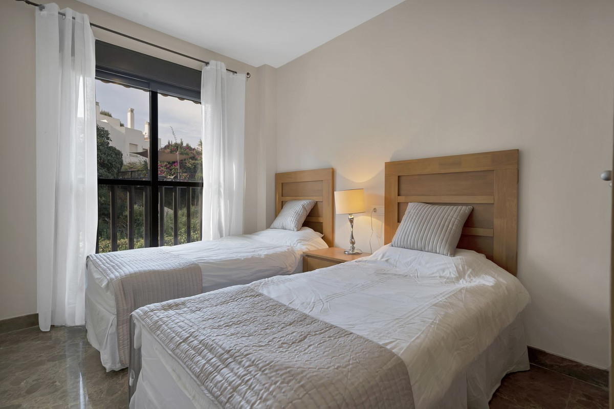 Apartment for sale in Estepona