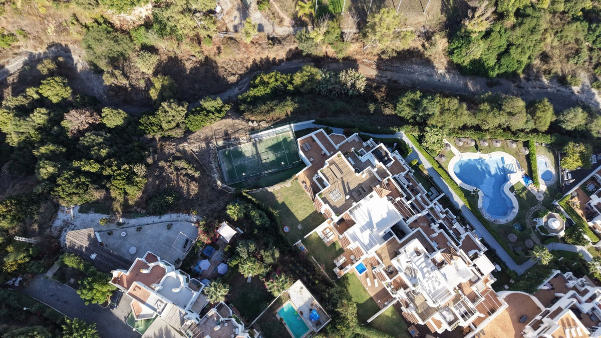 Apartment for sale in Estepona