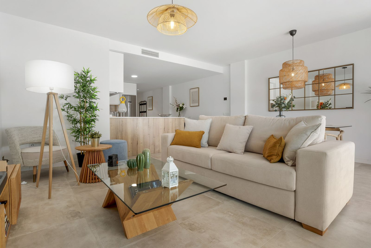 Apartment for sale in Estepona