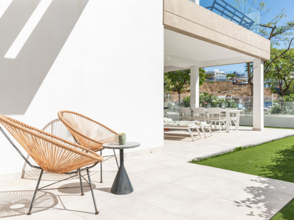 Apartment for sale in Estepona