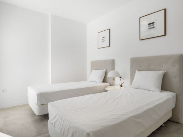 Apartment for sale in Estepona