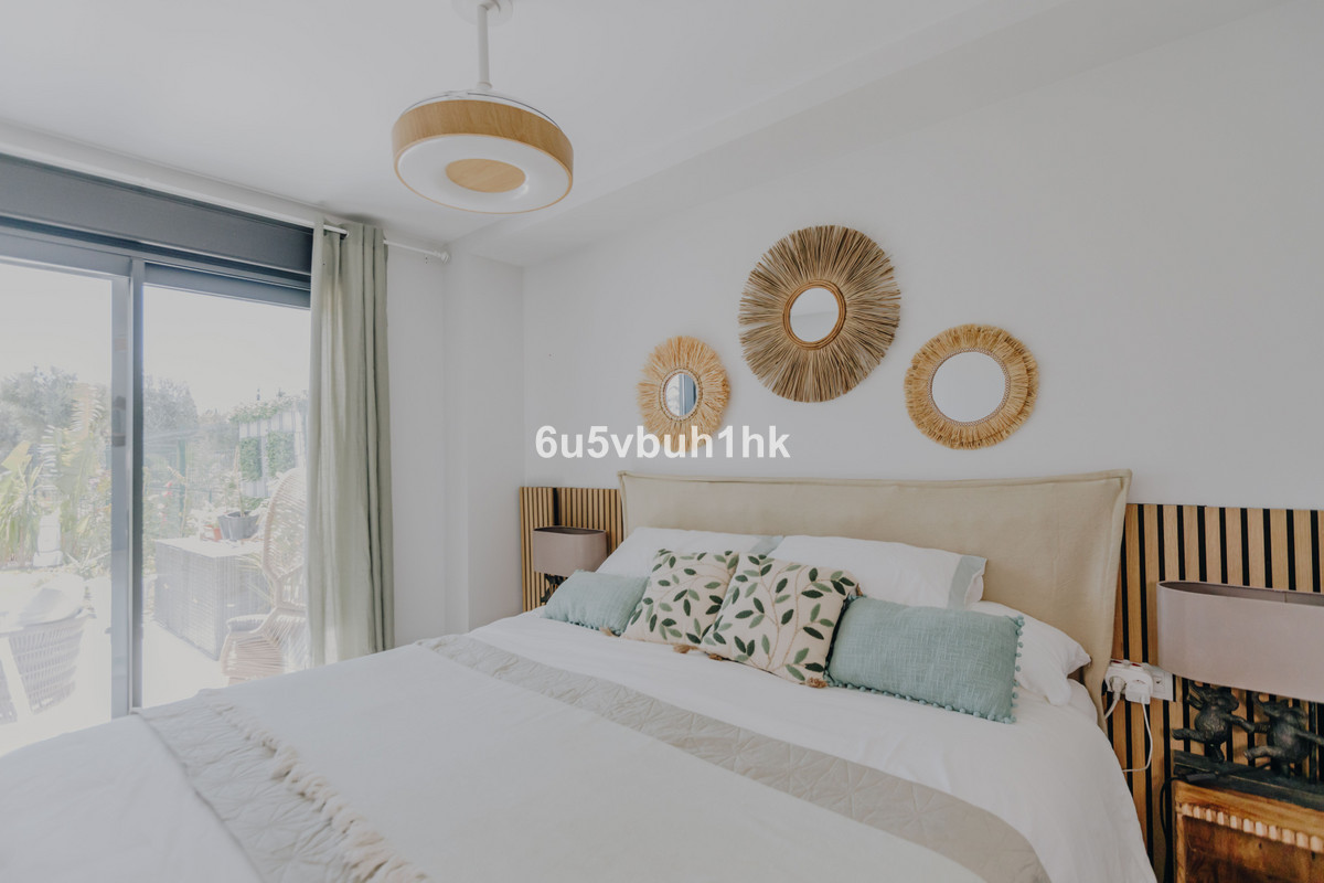 Apartment for sale in Estepona