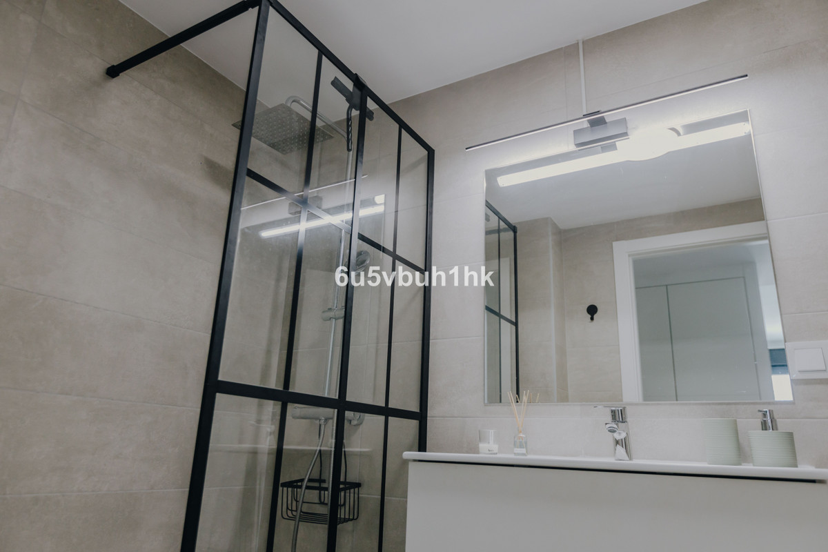 Apartment for sale in Estepona