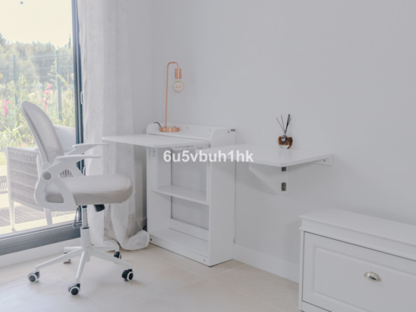 Apartment for sale in Estepona
