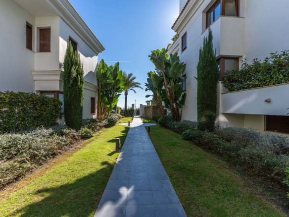 Apartment for sale in Estepona