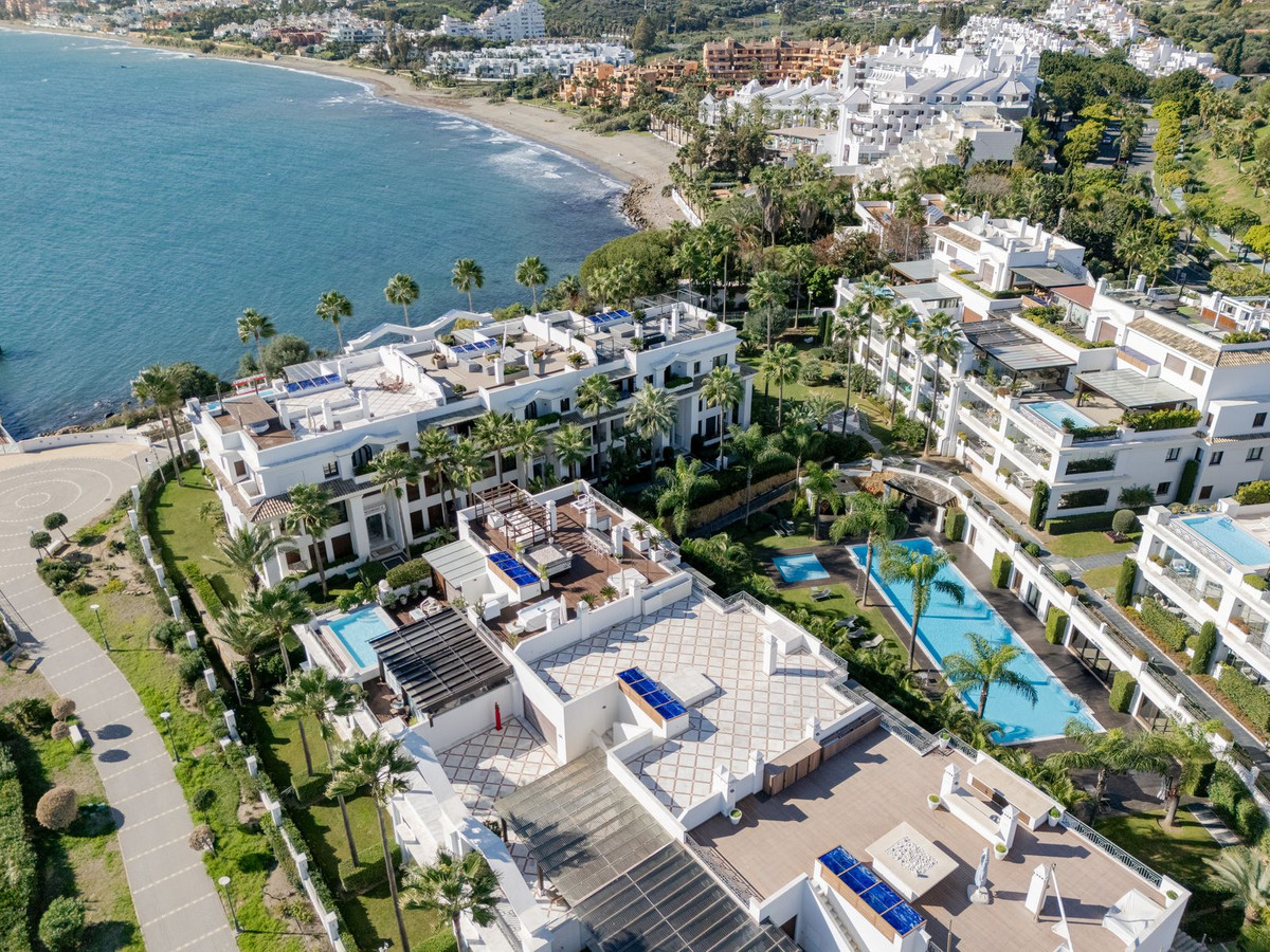 Apartment for sale in Estepona