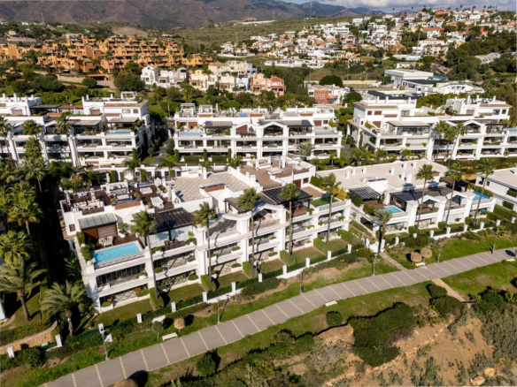 Apartment for sale in Estepona
