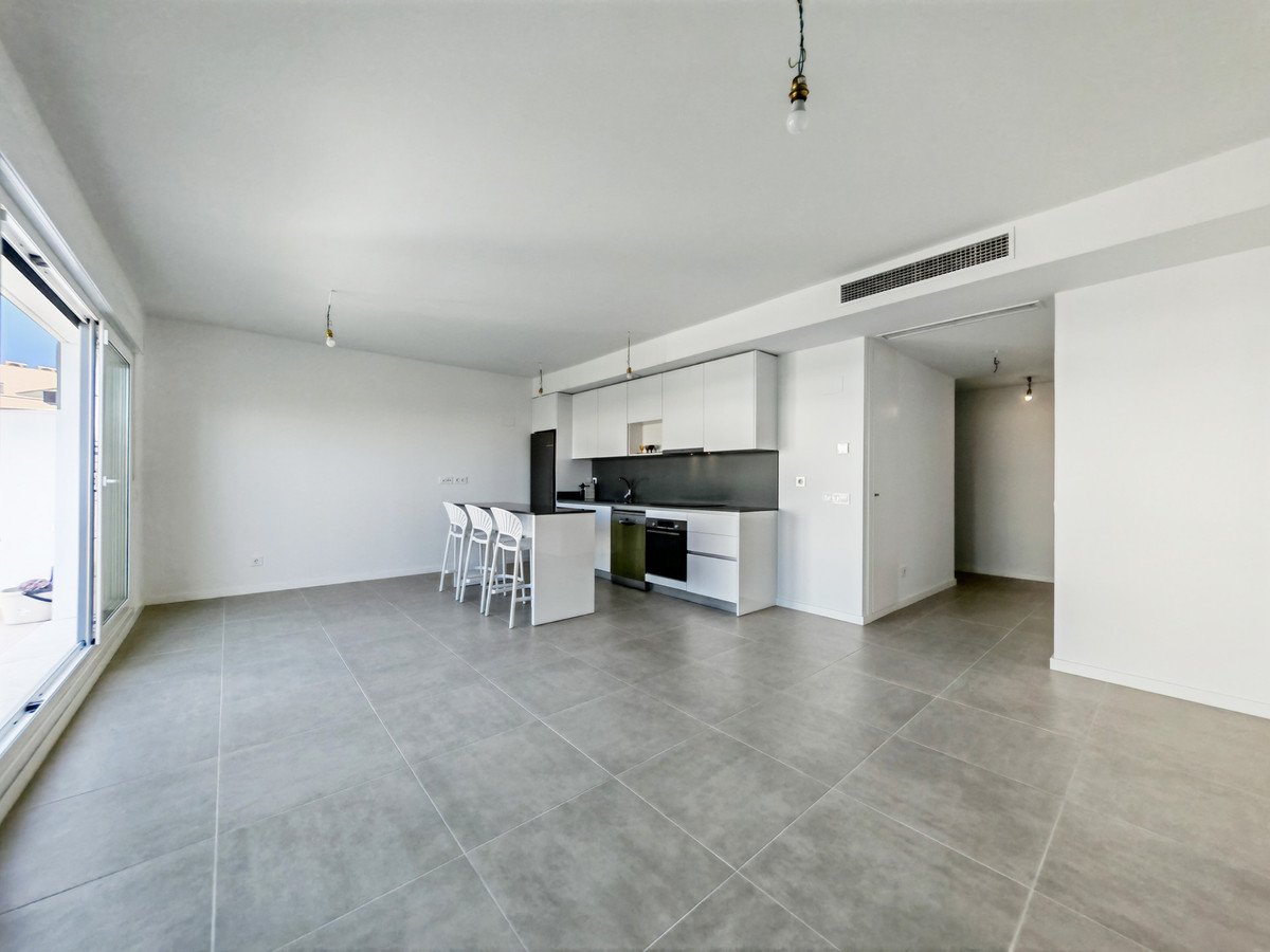 Apartment for sale in Estepona