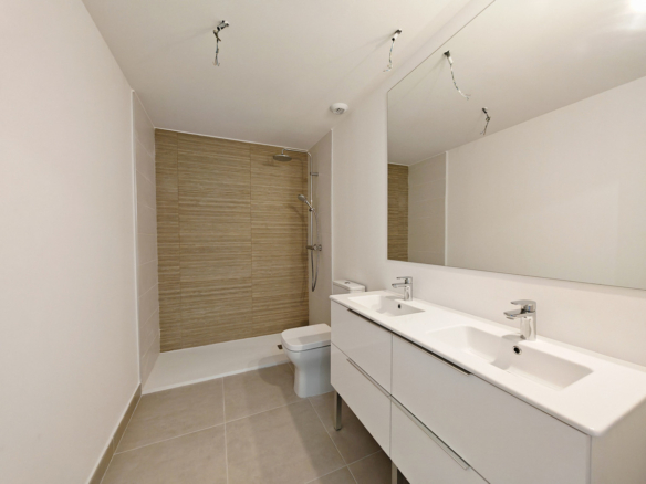 Apartment for sale in Estepona