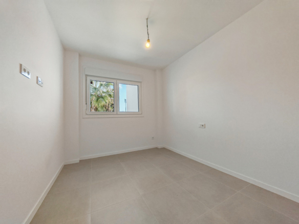 Apartment for sale in Estepona
