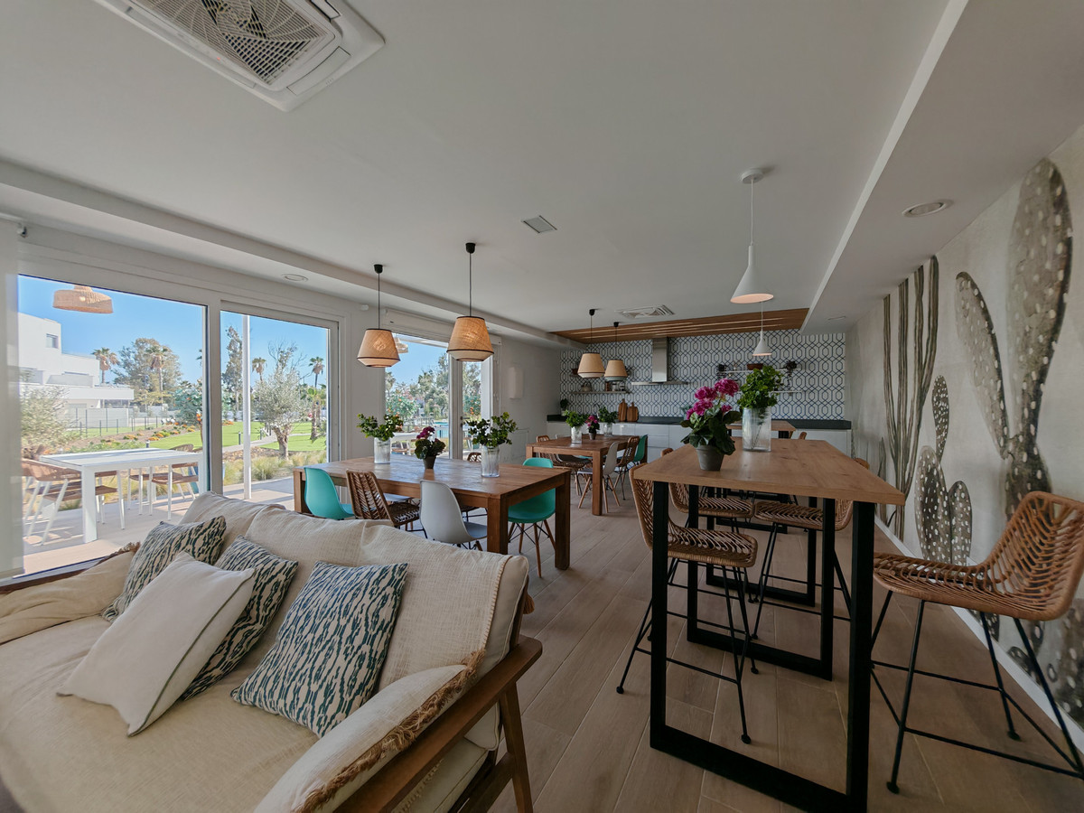 Apartment for sale in Estepona