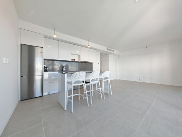 Apartment for sale in Estepona